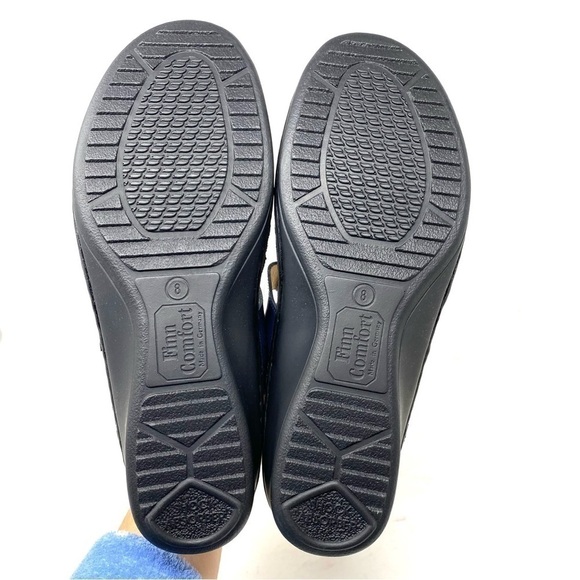 Finn Comfort Adana Dark Blue Patent Leather Sandals - Picture 4 of 8